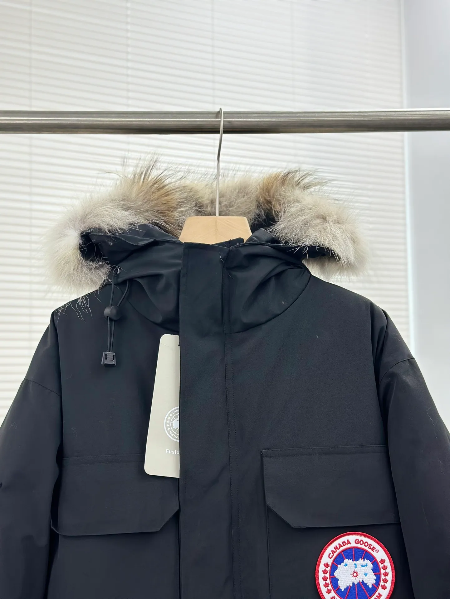 P680 𝗖𝗮𝗻𝗮𝗱𝗮 𝗚𝗼𝘀𝗲 / 🇨🇦 Canada Goose New Version 08 Down Jacket - Black
